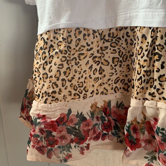 Twinset Milano tee shirt multi print ruffle hem sz small - Picture 2 of 10